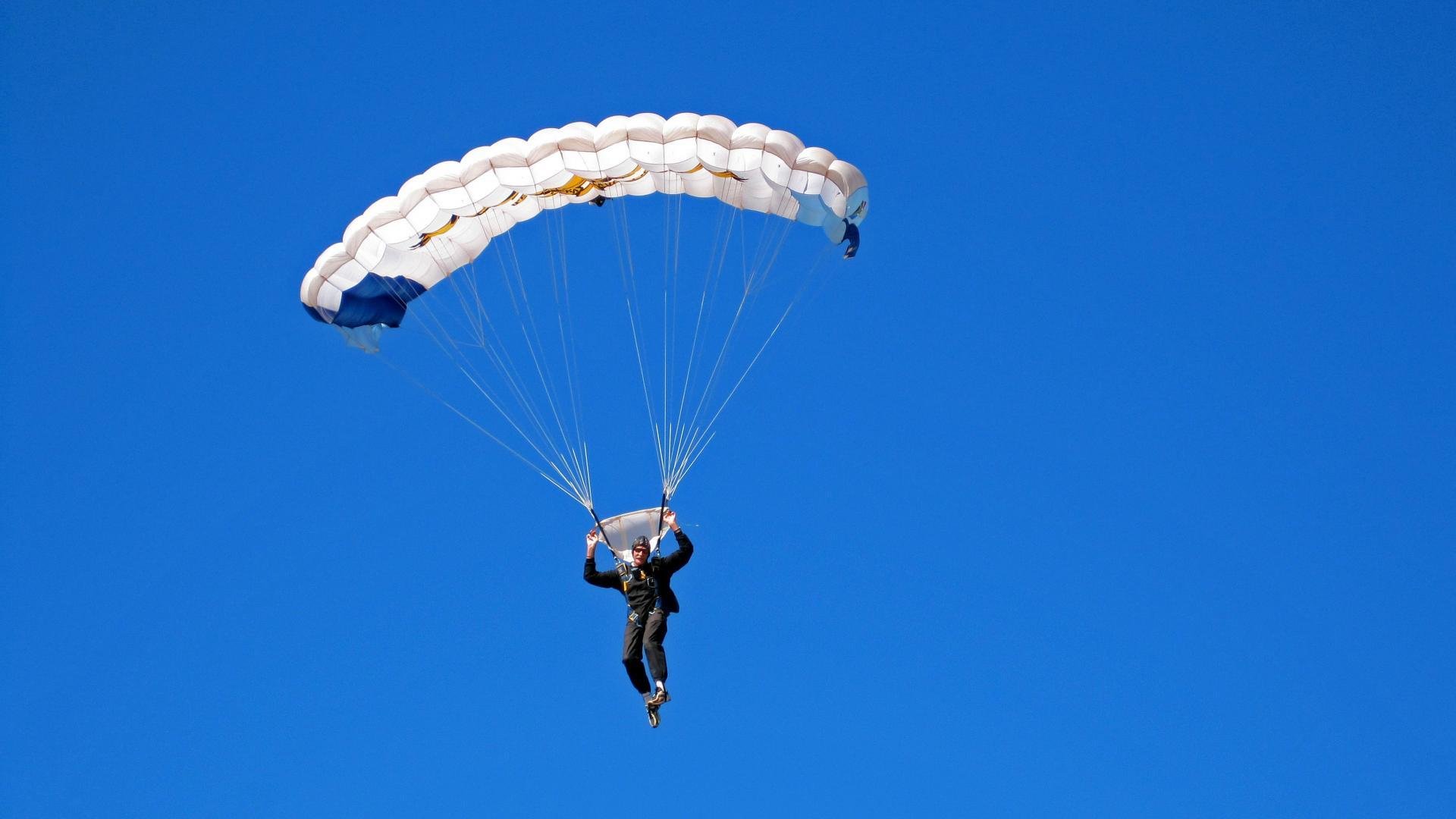 凯塞多:切尔西踢强队时我角色很关键,一直为蓝军倾其所有,切尔西凯尼恩